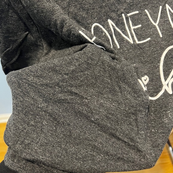 Women’s Gray XL Honeymoon Vibes Shirt - Picture 4 of 6